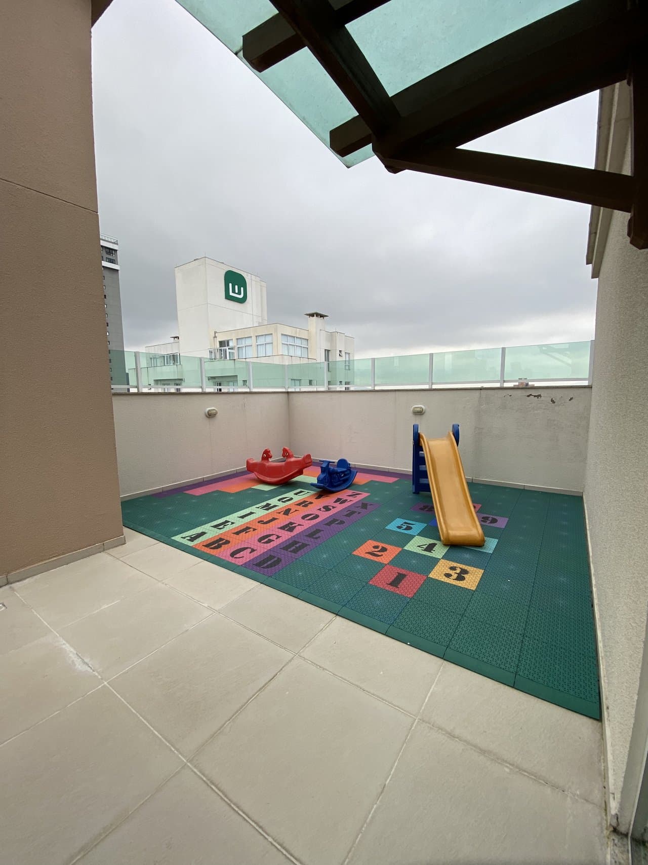 Apartamento de 2 quartos com 1 suíte e 76 m² em Itajaí