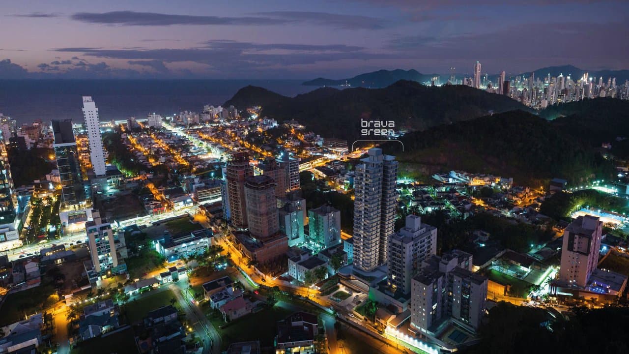 Apartamento de 2 quartos com 2 suítes e 85 m² em Itajaí
