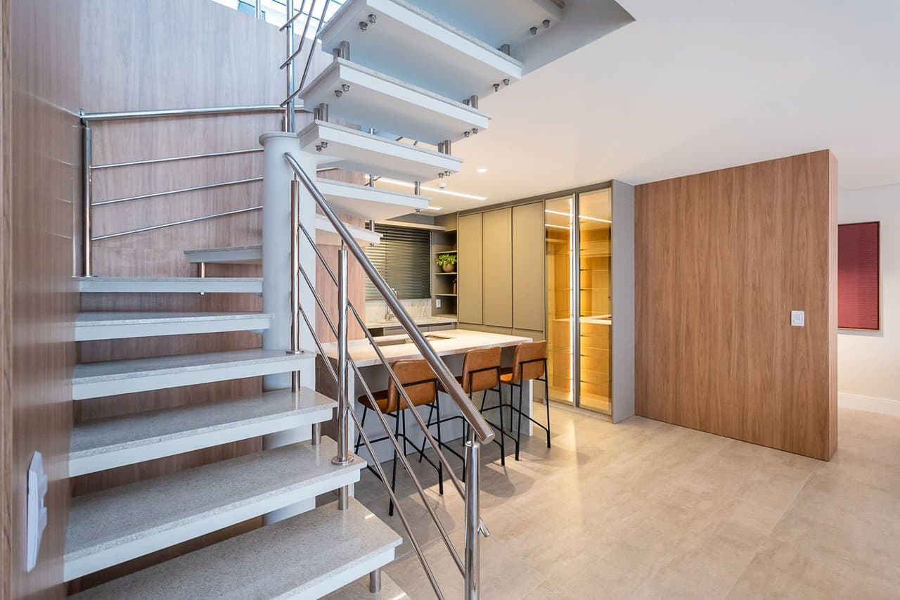 Apartamento de 3 quartos com 3 suítes e 329 m² em Fazenda, Itajaí