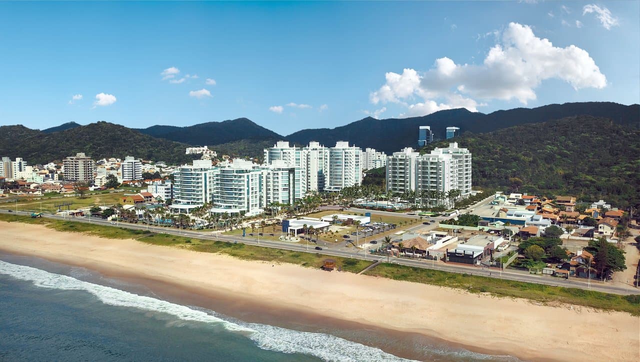 Apartamento de 3 quartos com 3 suítes e 150 m² em Praia Brava , Itajaí