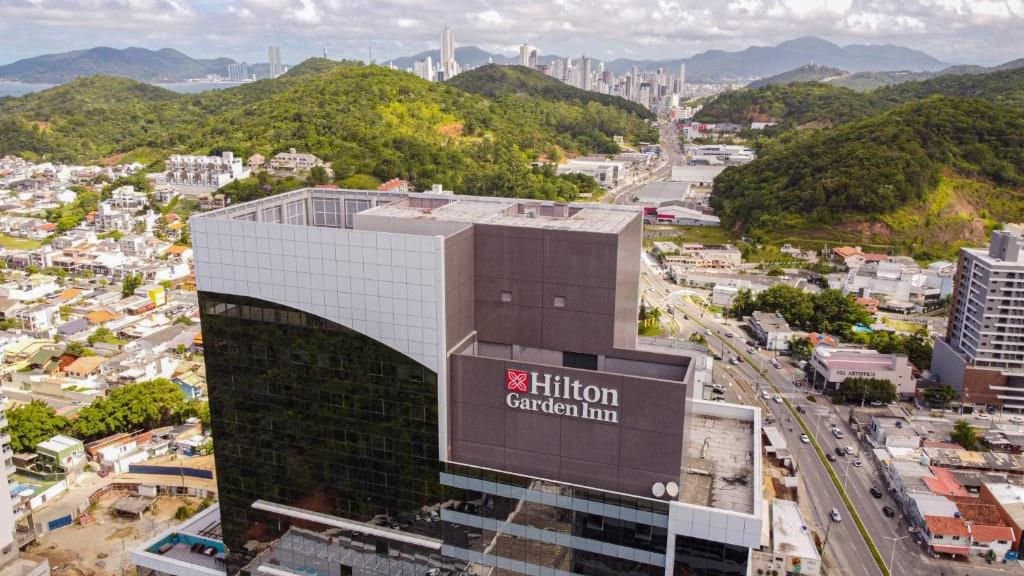 Hotel de 1 quarto com 1 suíte e 27 m² em Praia Brava , Itajaí
