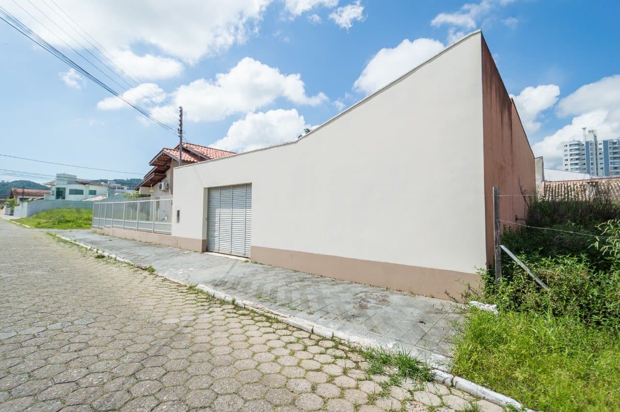 Casa de 3 quartos com 1 suíte e 103 m² em Dom Bosco, Itajaí