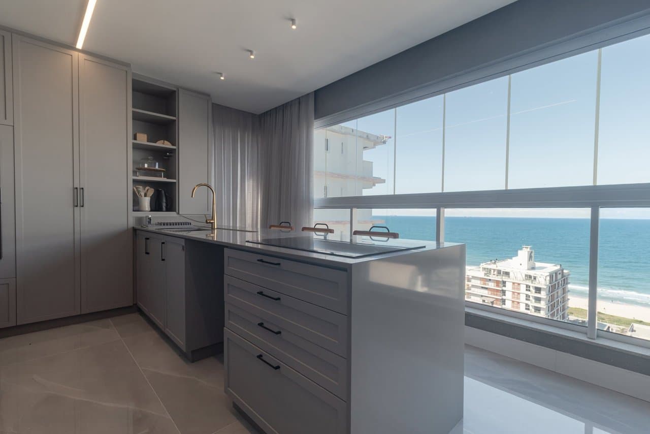 Imóvel de 2 quartos com 2 suítes e 92 m² em Praia Brava, Itajaí