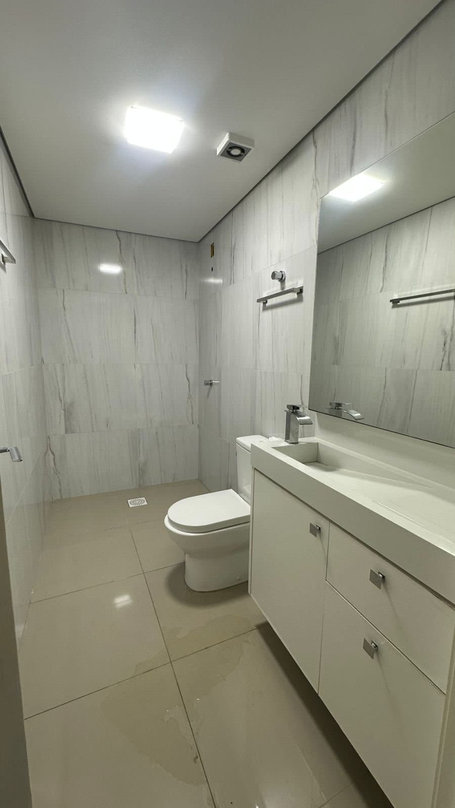 Casa de 3 quartos com 2 suítes e 172 m² em São José