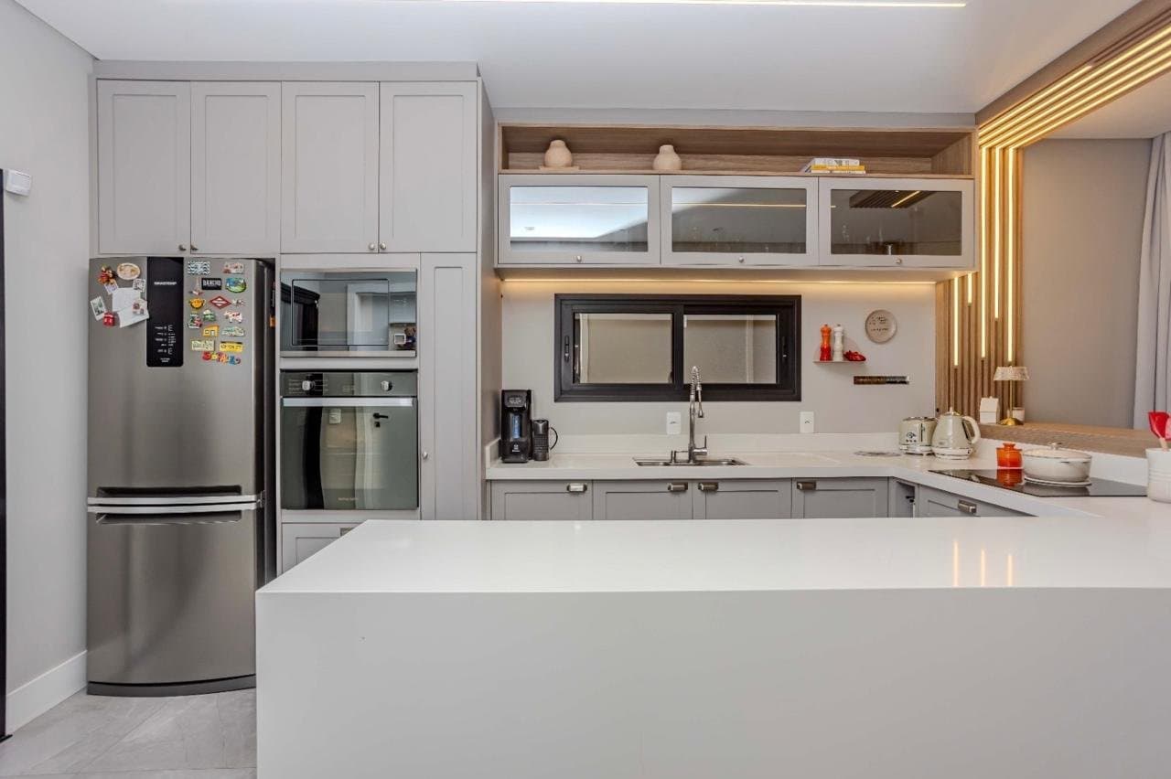 Casa de 2 quartos com 2 suítes e 157 m² em Camboriú