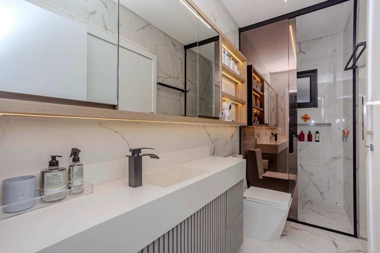 Casa de 2 quartos com 2 suítes e 157 m² em Camboriú