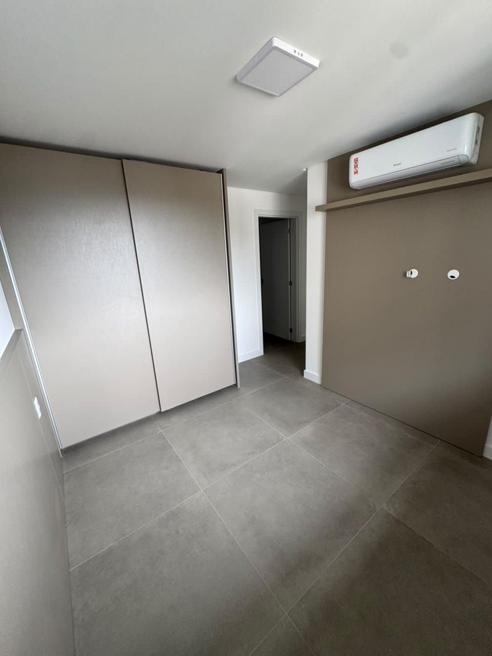 Apartamento de 2 quartos com 1 suíte e 69 m² em Camboriú
