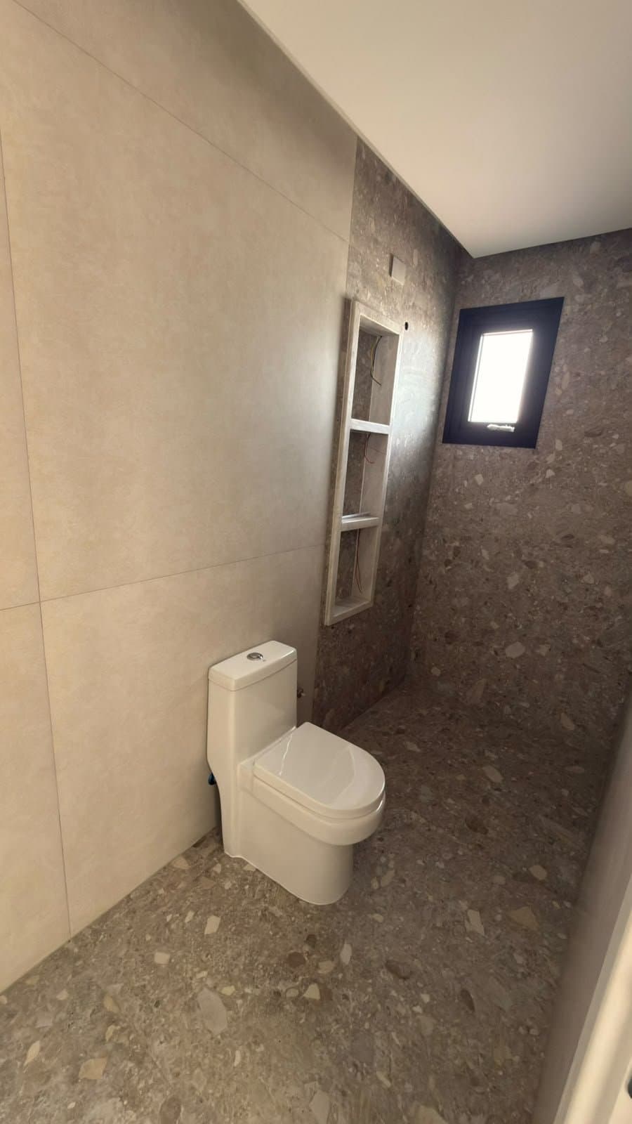 Casa de 4 quartos com 4 suítes e 331 m² em Camboriú