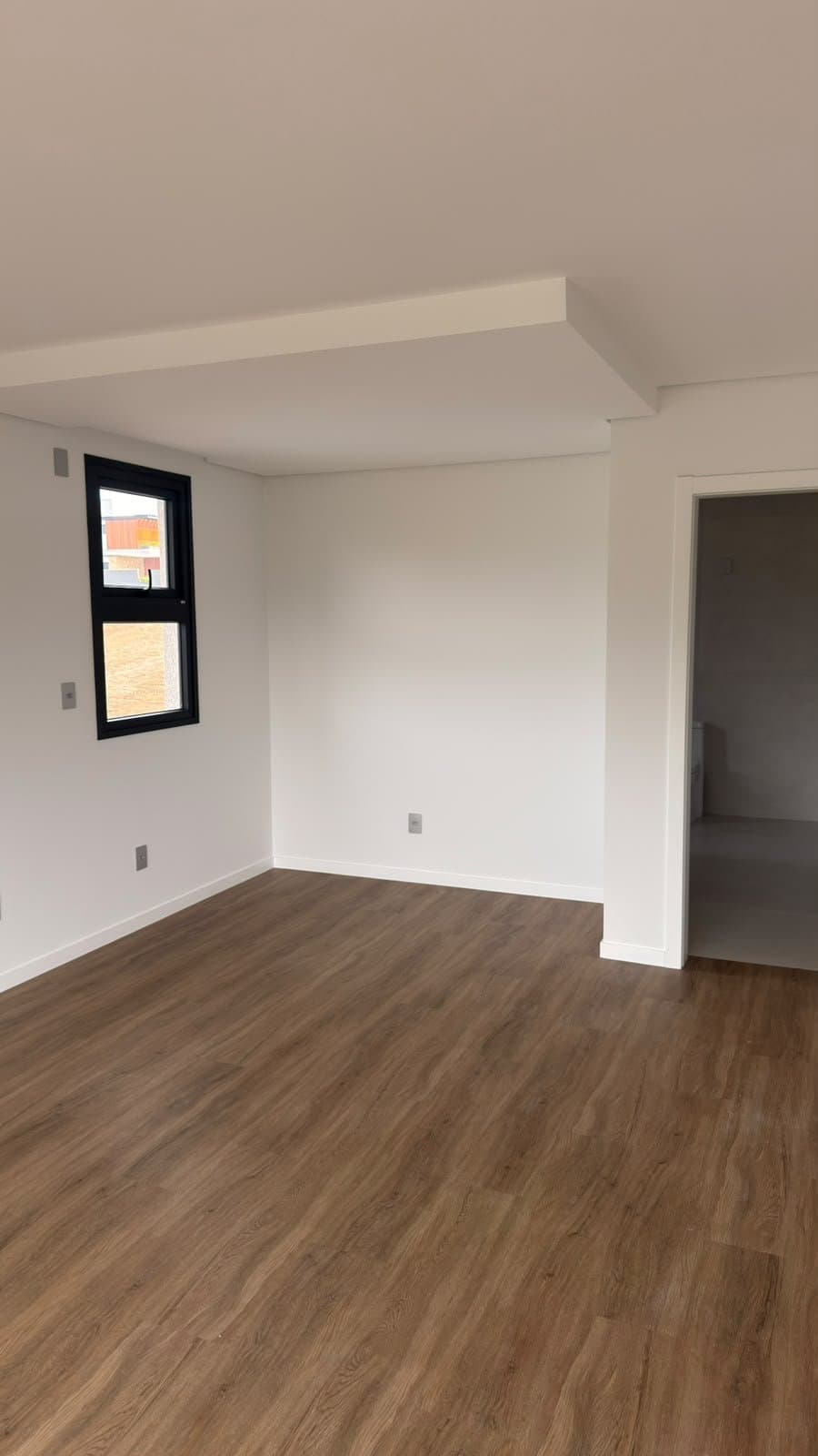 Casa de 4 quartos com 4 suítes e 331 m² em Camboriú