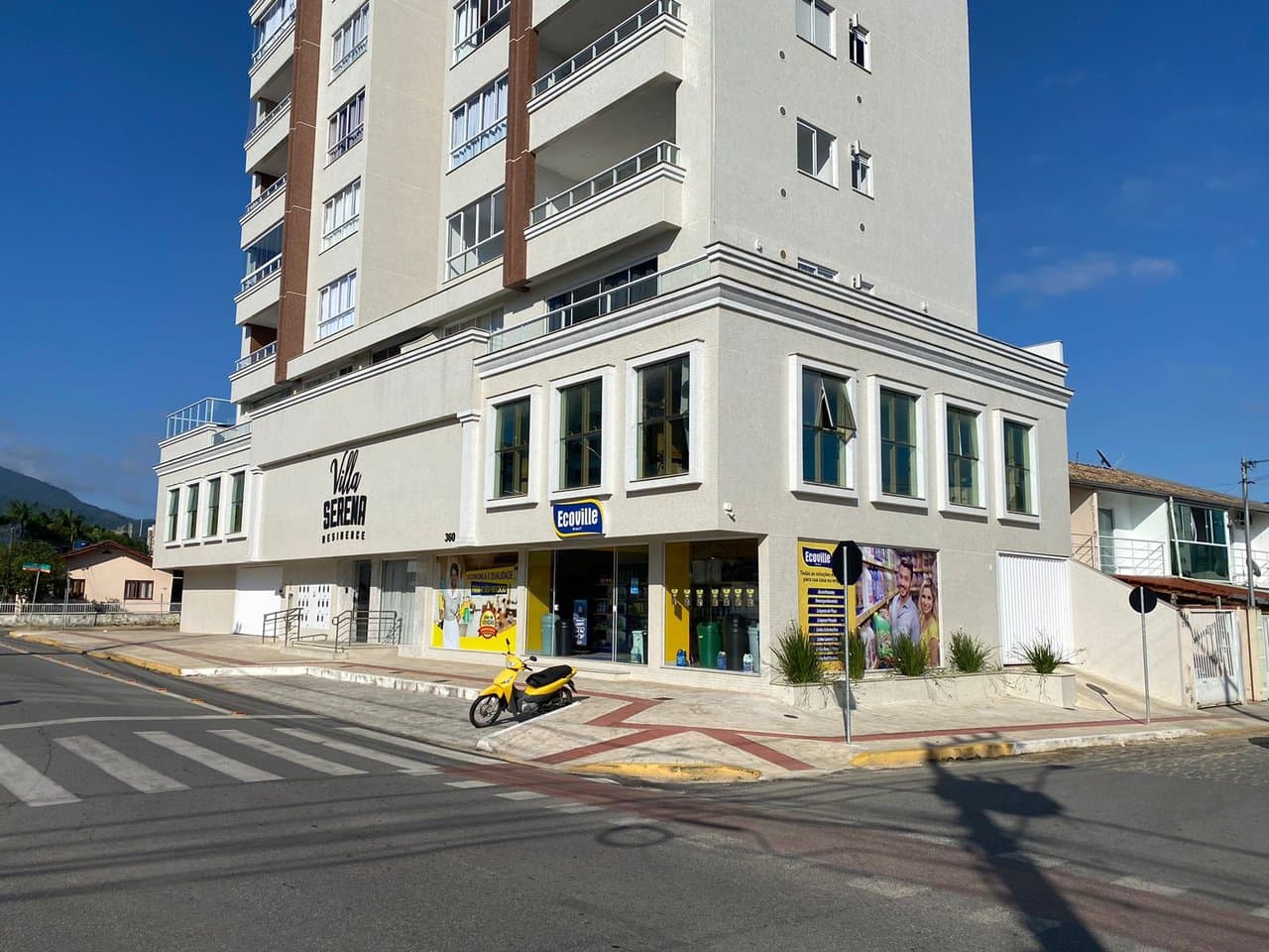 Sala Comercial 111 m² em Camboriú