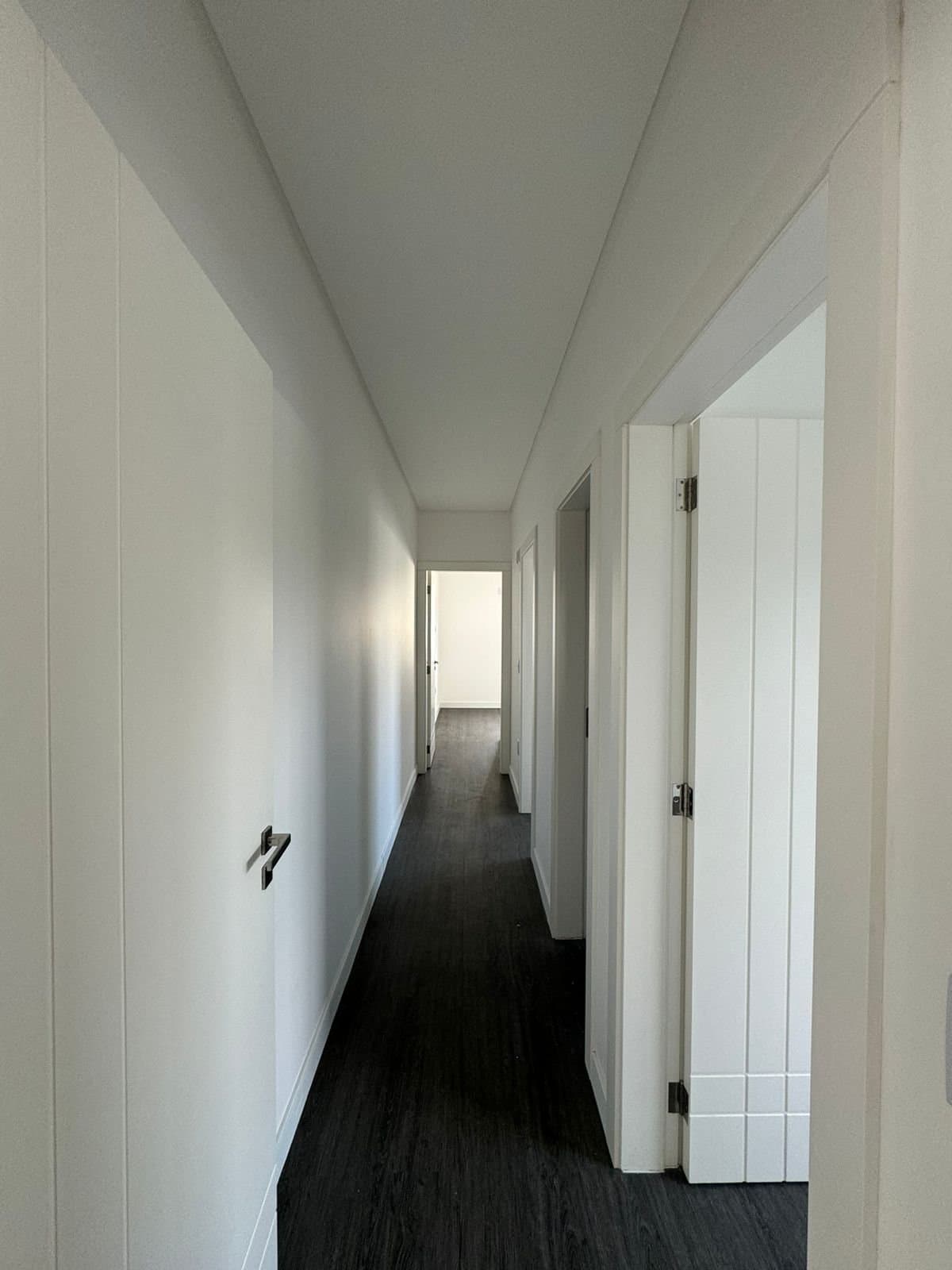 Casa de 4 quartos com 1 suíte e 225 m² em Camboriú