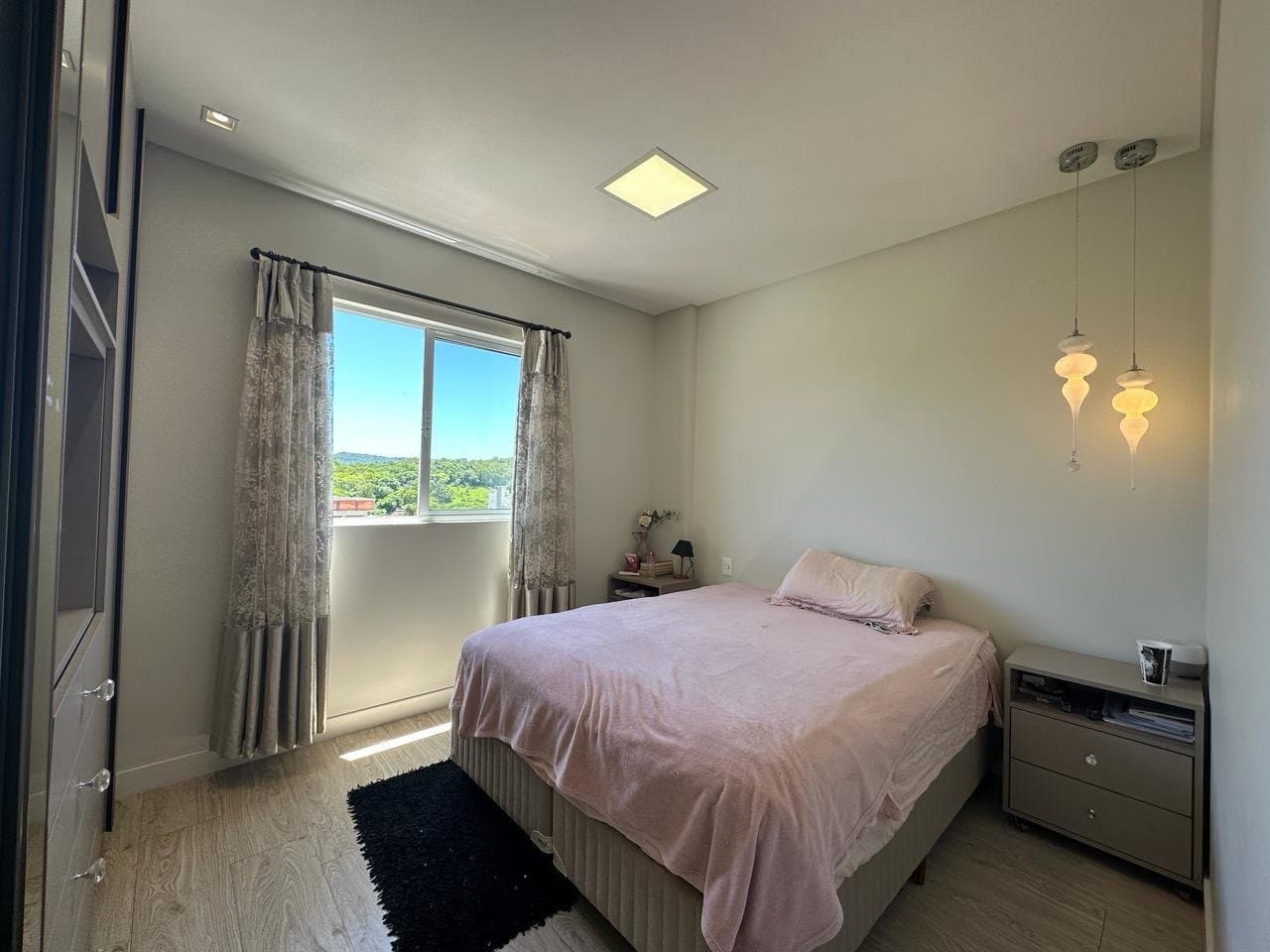 Apartamento de 2 quartos com 1 suíte e 78 m² em Camboriú