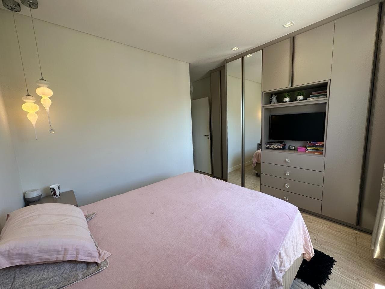 Apartamento de 2 quartos com 1 suíte e 78 m² em Camboriú