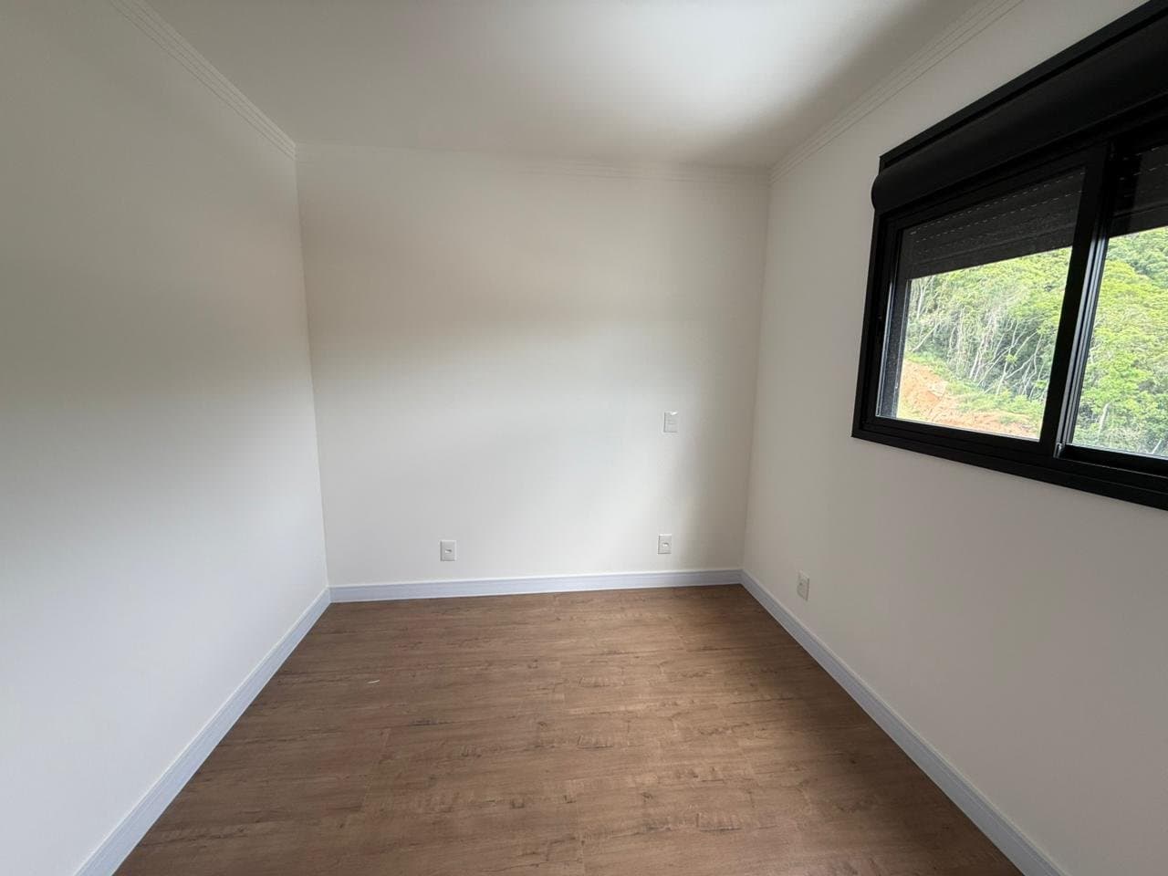 Apartamento de 3 quartos com 2 suítes e 92 m² em Camboriú