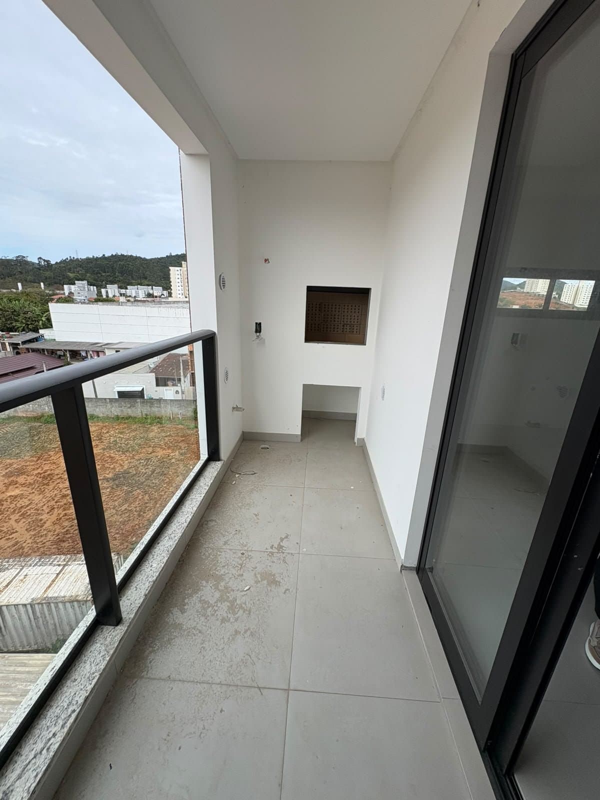 Apartamento de 2 quartos com 1 suíte e 69 m² em Camboriú
