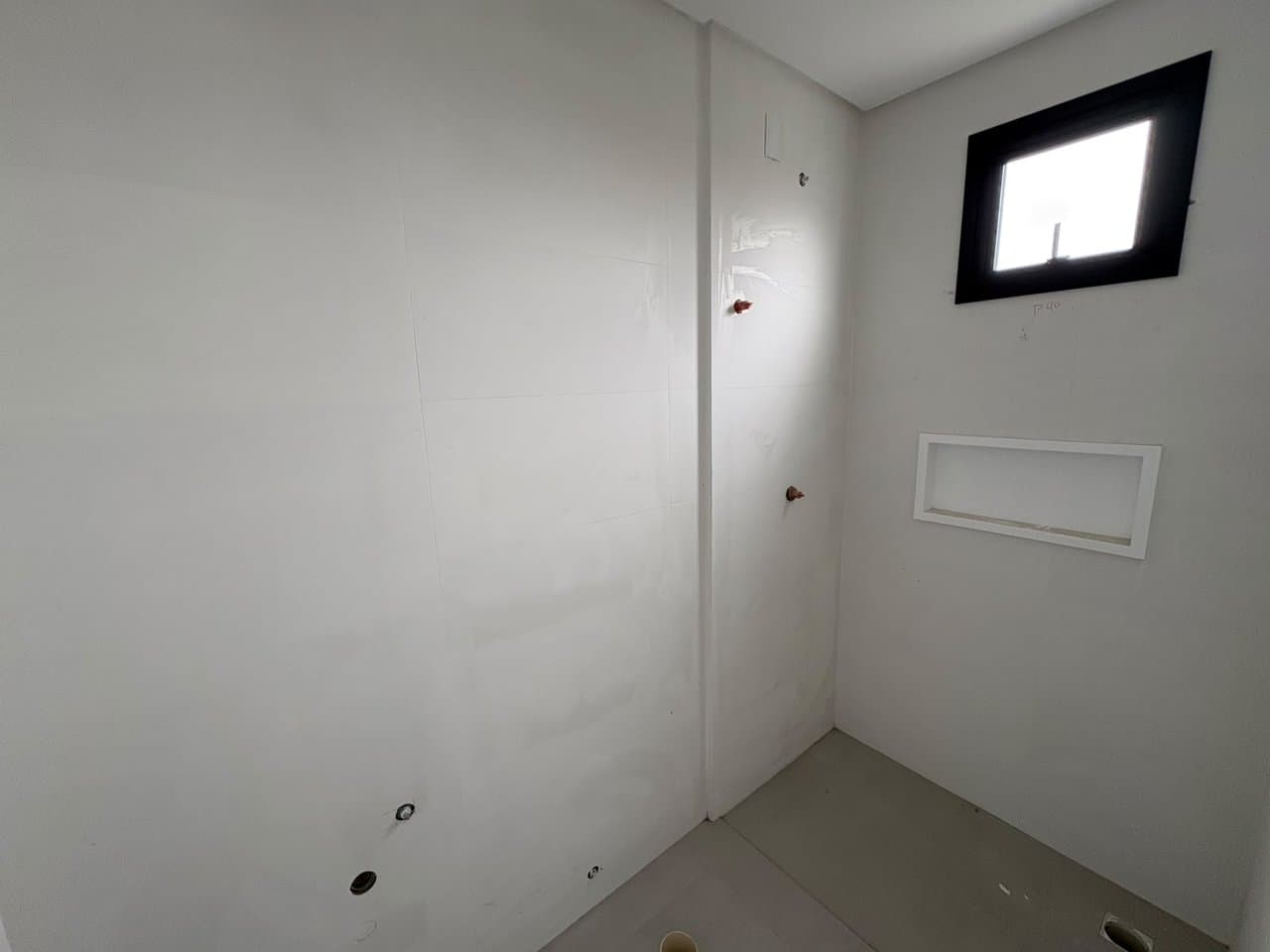 Apartamento de 2 quartos com 1 suíte e 69 m² em Camboriú
