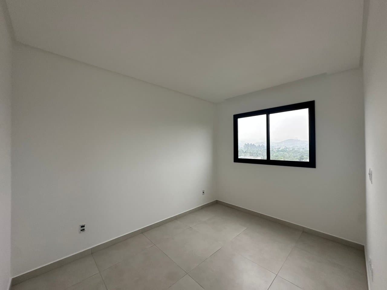 Apartamento de 2 quartos com 1 suíte e 105 m² em Camboriú