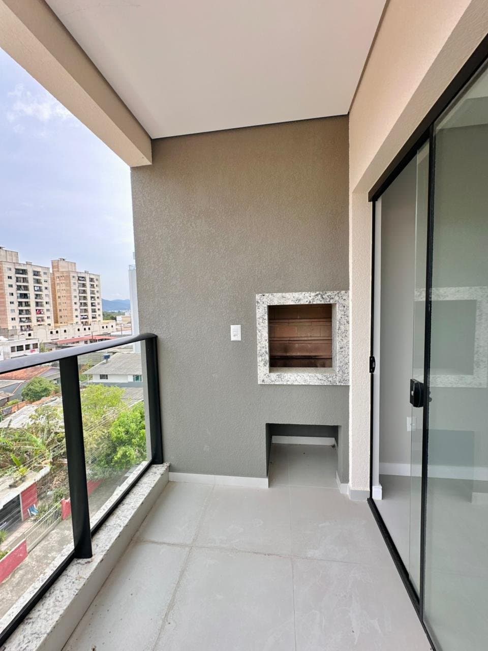 Apartamento de 3 quartos com 1 suíte e 93 m² em Camboriú