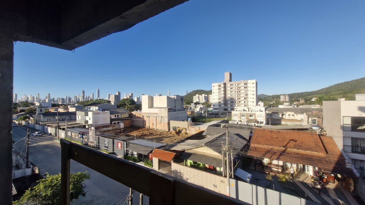 Apartamento de 3 quartos com 1 suíte e 85 m² em Camboriú