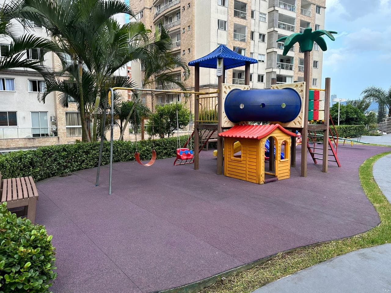 Apartamento de 2 quartos com 1 suíte e 72 m² em Camboriú