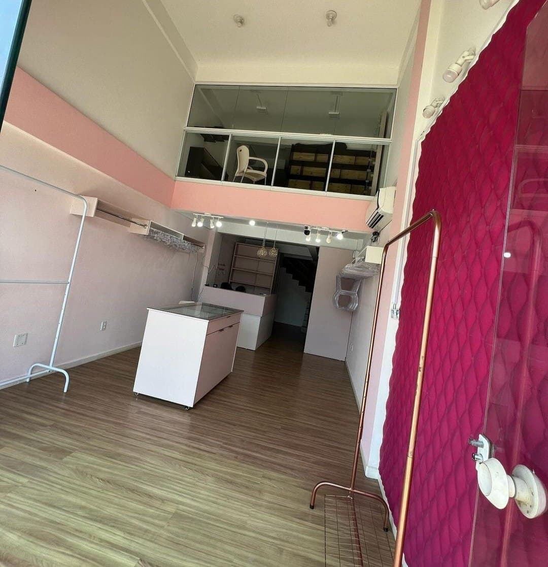 Sala Comercial 61 m² em Camboriú