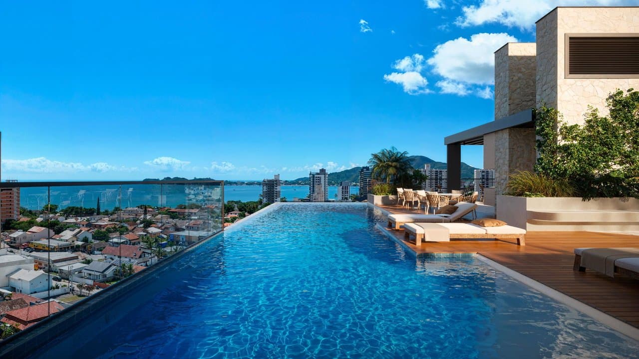 Skyline Living