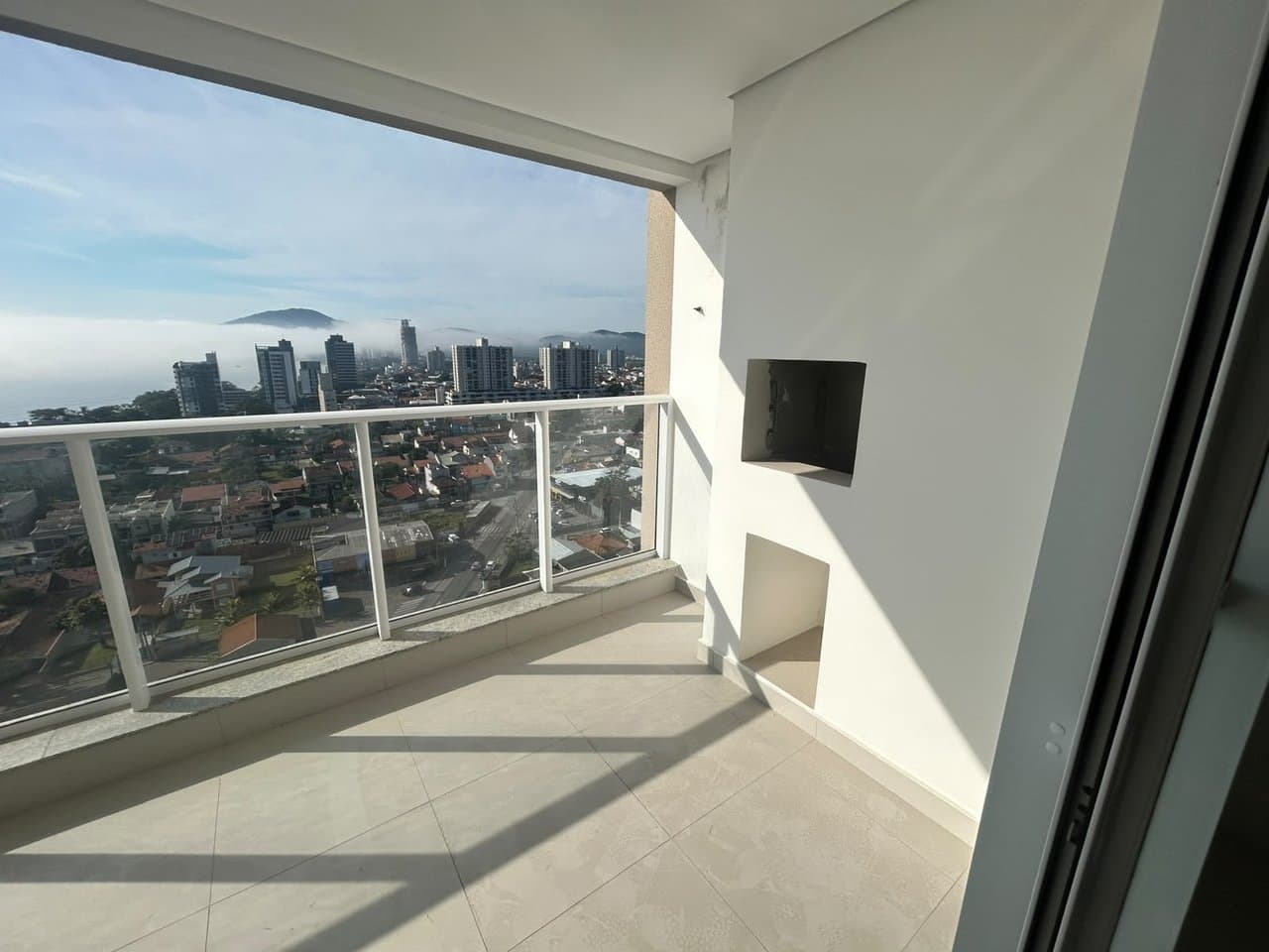 Apartamento de 3 quartos com 1 suíte e 92 m² em Penha