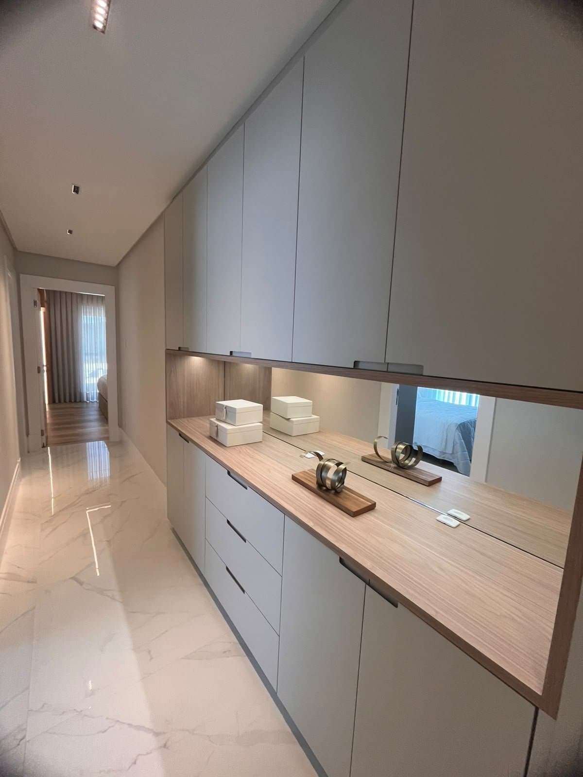 Apartamento de 4 quartos com 4 suítes e 150 m² em Bal. Camboriú