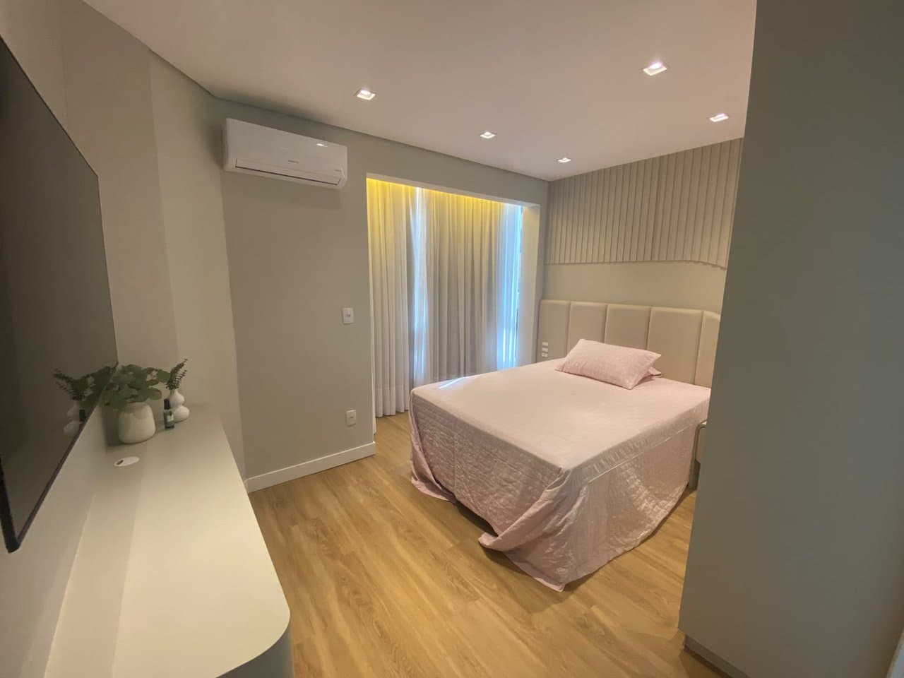 Apartamento de 3 quartos com 2 suítes e 107 m² em Bal. Camboriú