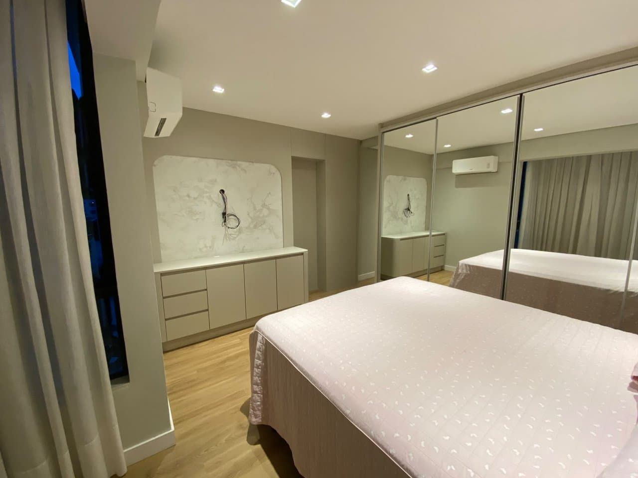 Apartamento de 3 quartos com 2 suítes e 107 m² em Bal. Camboriú