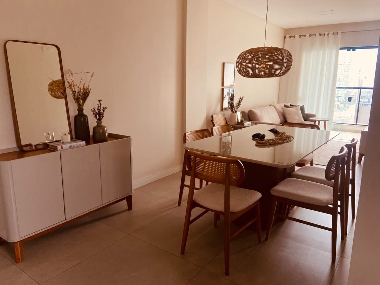 Apartamento de 2 quartos com 1 suíte e 66 m² em Bal. Camboriú