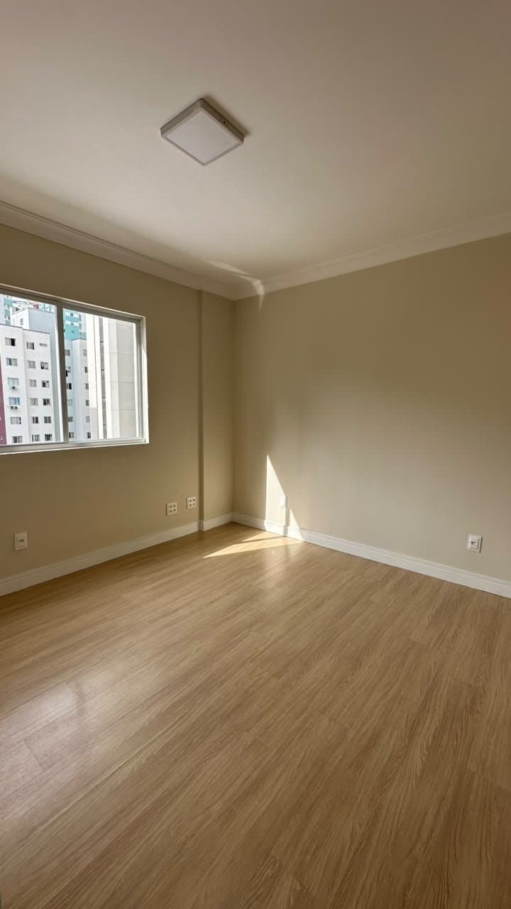 Apartamento de 3 quartos com 1 suíte e 111 m² em Bal. Camboriú