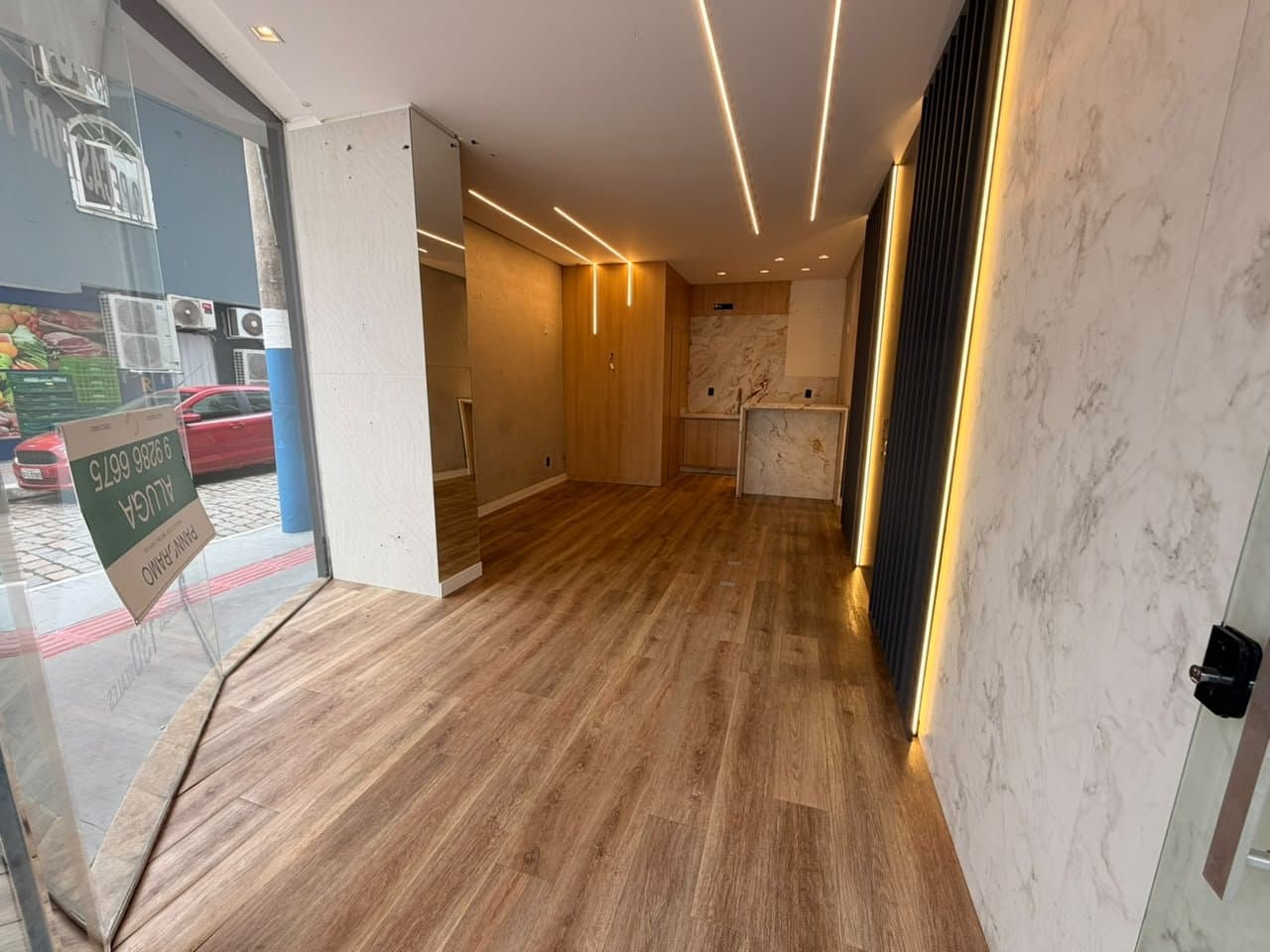 Sala Comercial 35 m² em Bal. Camboriú