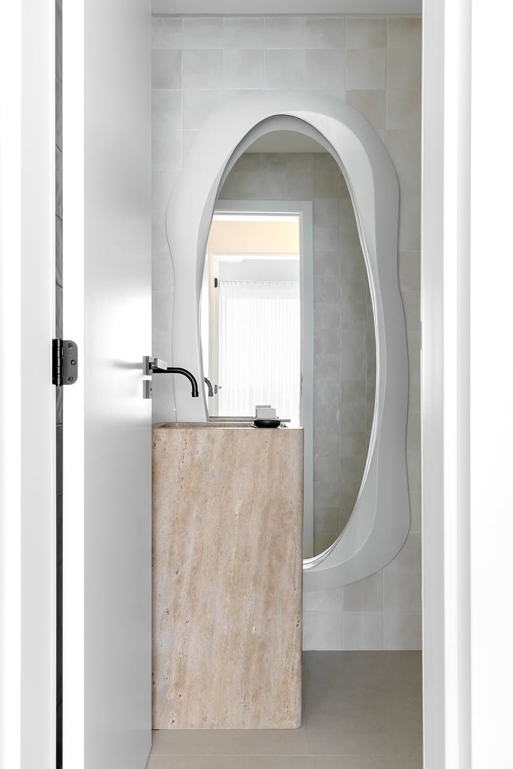 Apartamento de 2 quartos com 1 suíte e 73 m² em Bal. Camboriú