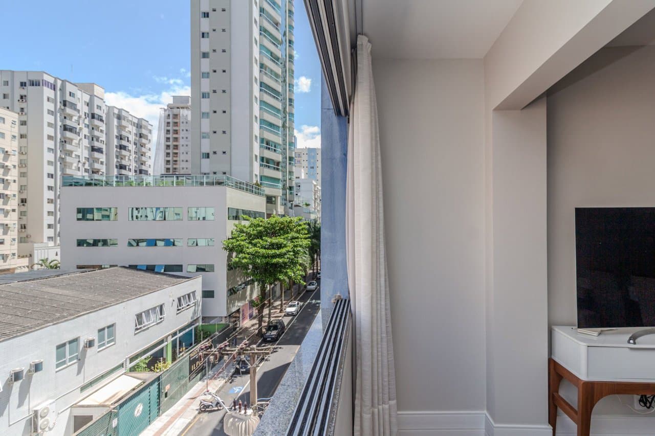 Apartamento de 2 quartos com 1 suíte e 81 m² em Bal. Camboriú