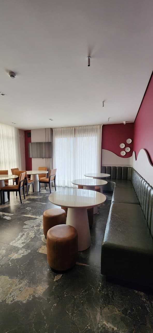 Apartamento de 4 quartos com 2 suítes e 137 m² em Bal. Camboriú