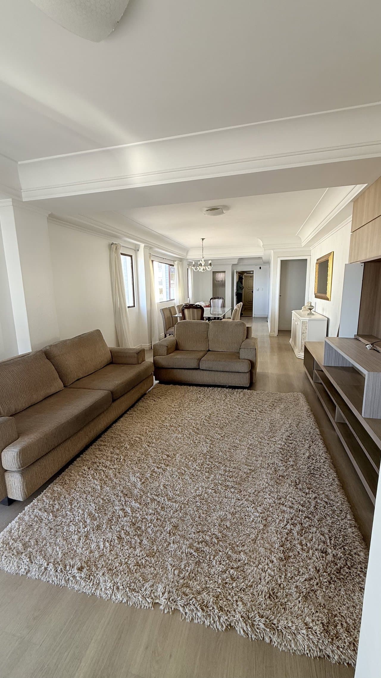 Apartamento de 3 quartos com 3 suítes e 179 m² em Bal. Camboriú
