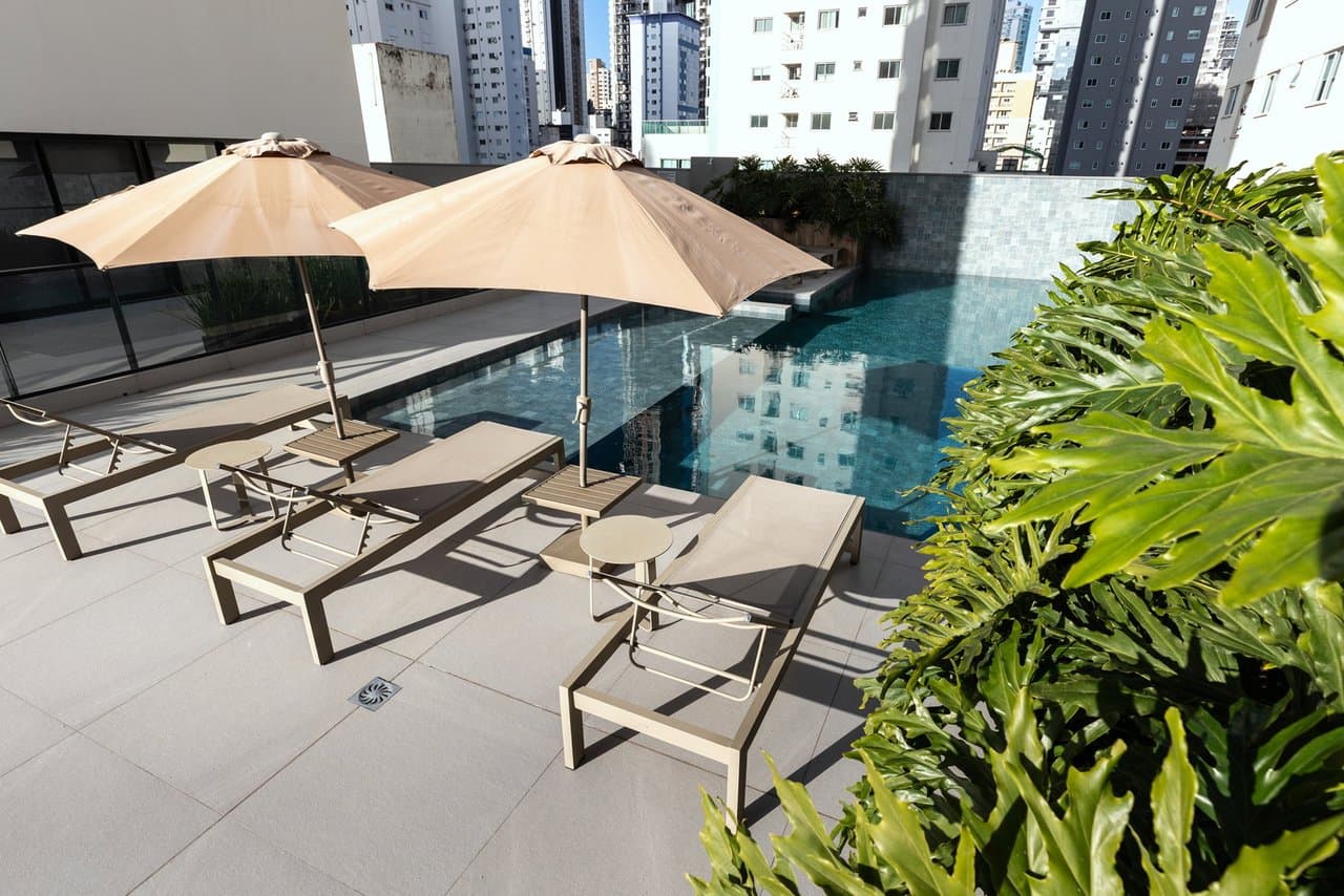 Apartamento de 2 quartos com 2 suítes e 136 m² em Bal. Camboriú