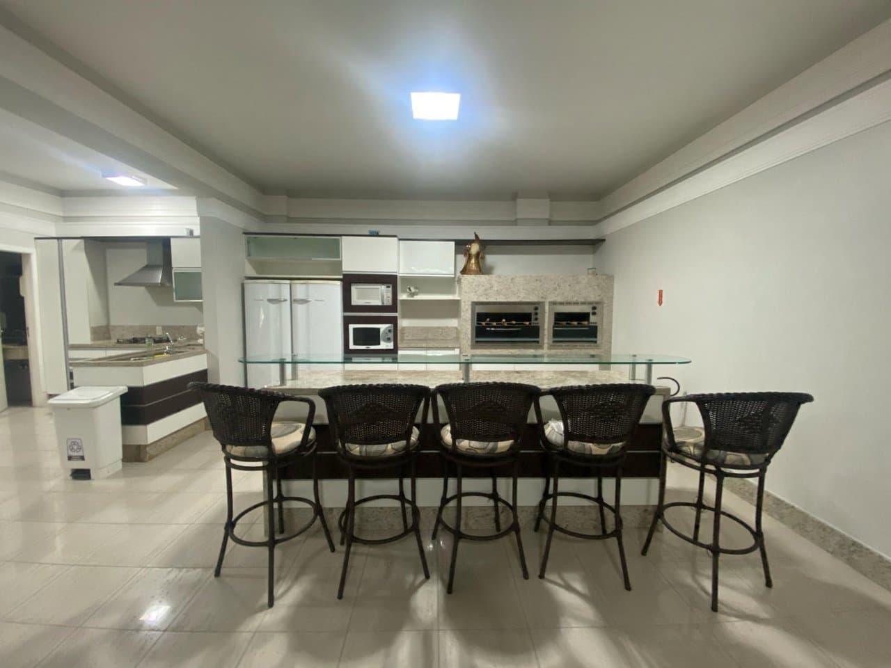 Apartamento de 3 quartos com 1 suíte e 101 m² em Bal. Camboriú