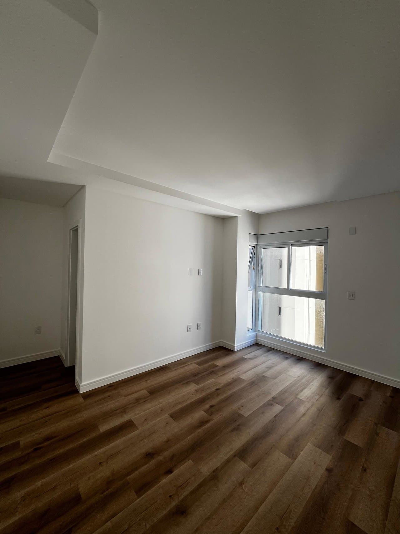 Apartamento de 4 quartos com 4 suítes e 163 m² em Bal. Camboriú