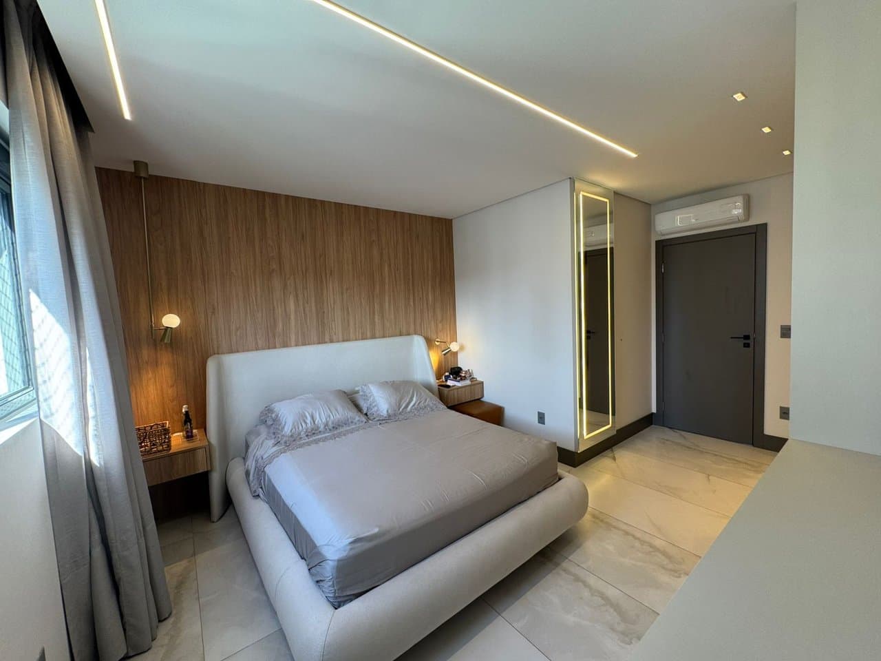 Apartamento de 3 quartos com 3 suítes e 130 m² em Bal. Camboriú