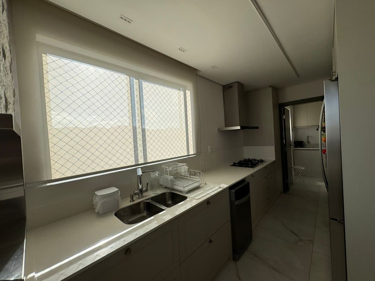 Apartamento de 3 quartos com 3 suítes e 130 m² em Bal. Camboriú
