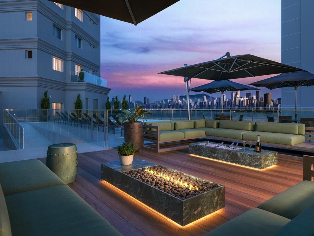 Apartamento de 4 quartos com 4 suítes e 232 m² em Bal. Camboriú