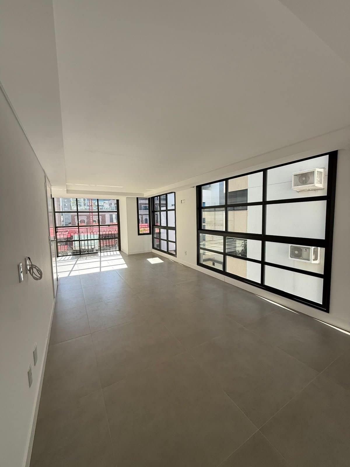 Apartamento de 3 quartos com 1 suíte e 99 m² em Bal. Camboriú