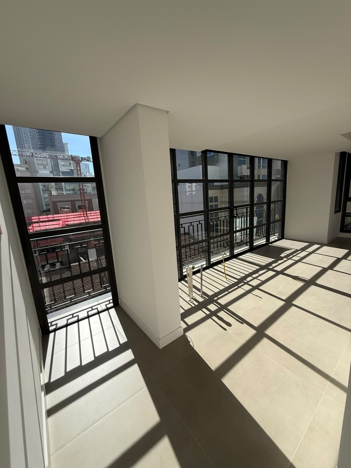 Apartamento de 3 quartos com 1 suíte e 99 m² em Bal. Camboriú