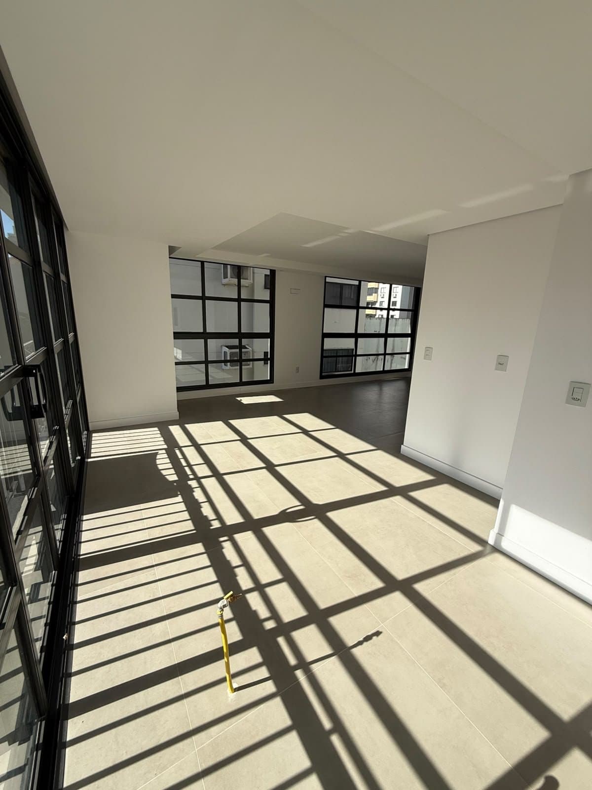 Apartamento de 3 quartos com 1 suíte e 99 m² em Bal. Camboriú