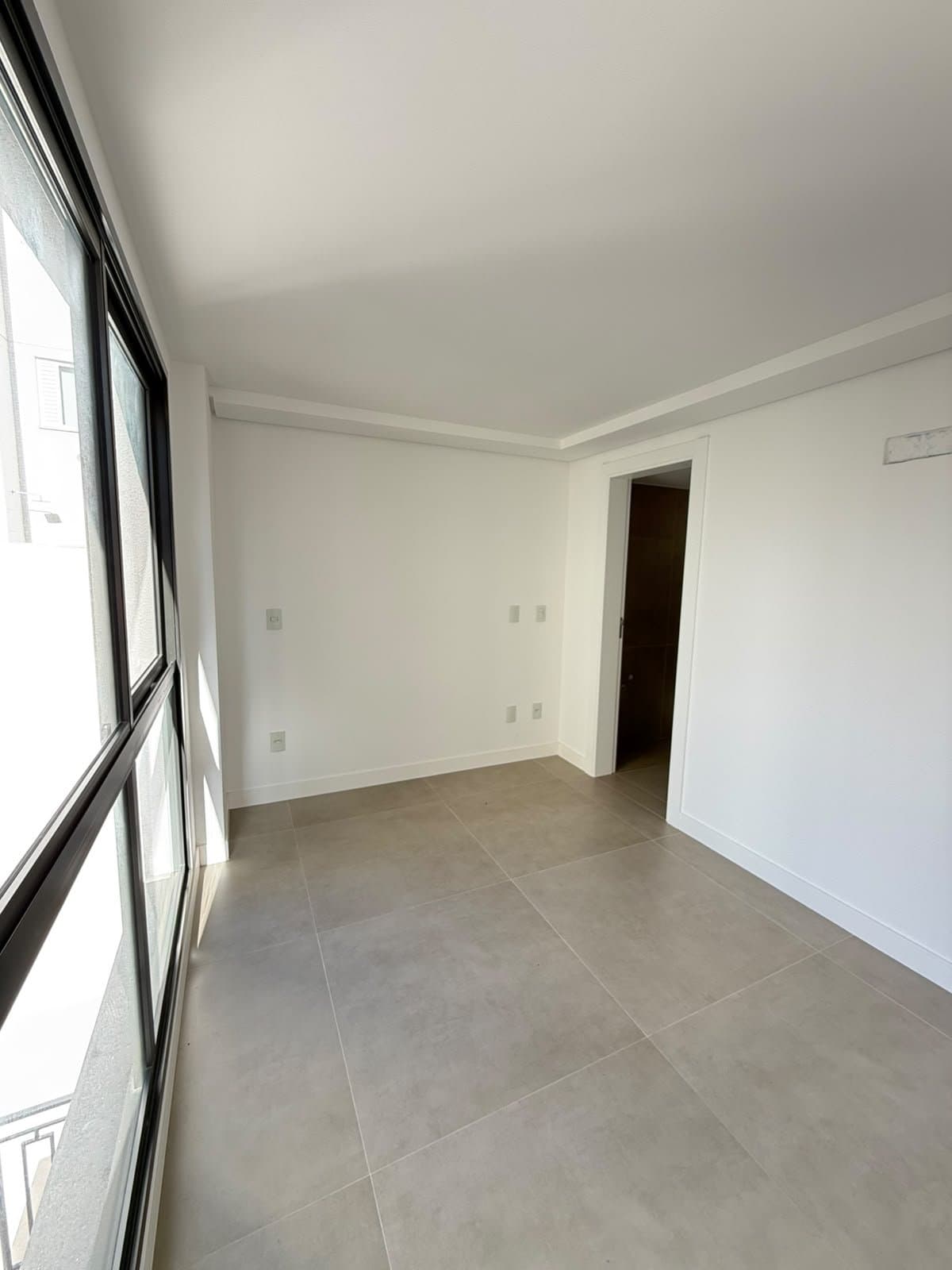 Apartamento de 3 quartos com 1 suíte e 99 m² em Bal. Camboriú