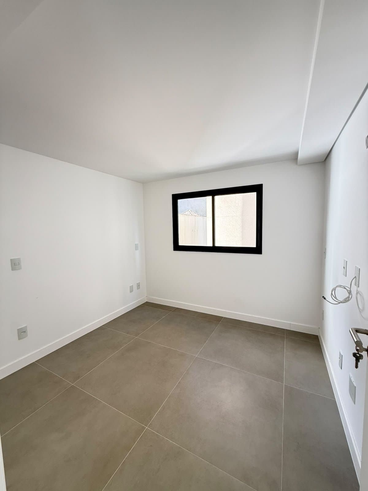 Apartamento de 3 quartos com 1 suíte e 99 m² em Bal. Camboriú
