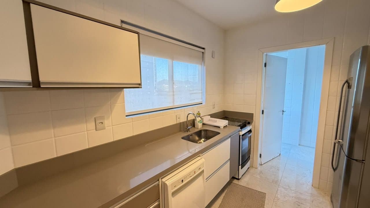 Apartamento de 2 quartos com 1 suíte e 83 m² em Bal. Camboriú