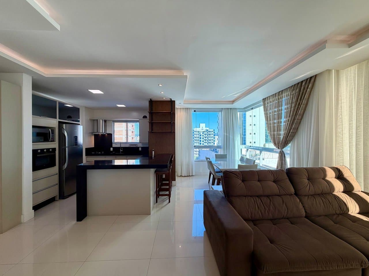 Apartamento de 3 quartos com 3 suítes e 118 m² em Bal. Camboriú